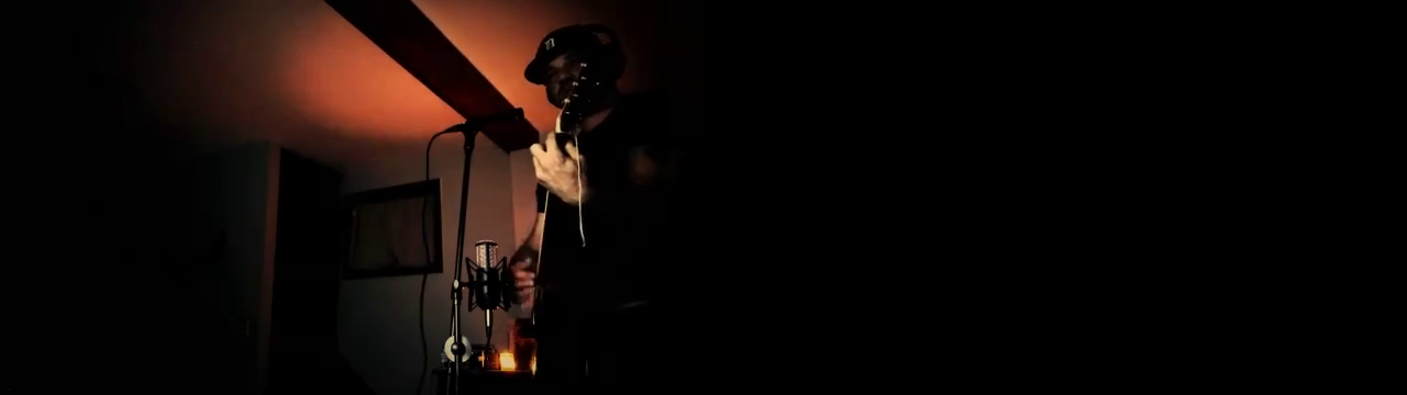 If You Could Touch Her At All - Waylon Jennings